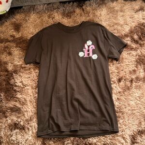 HUF t-shirt